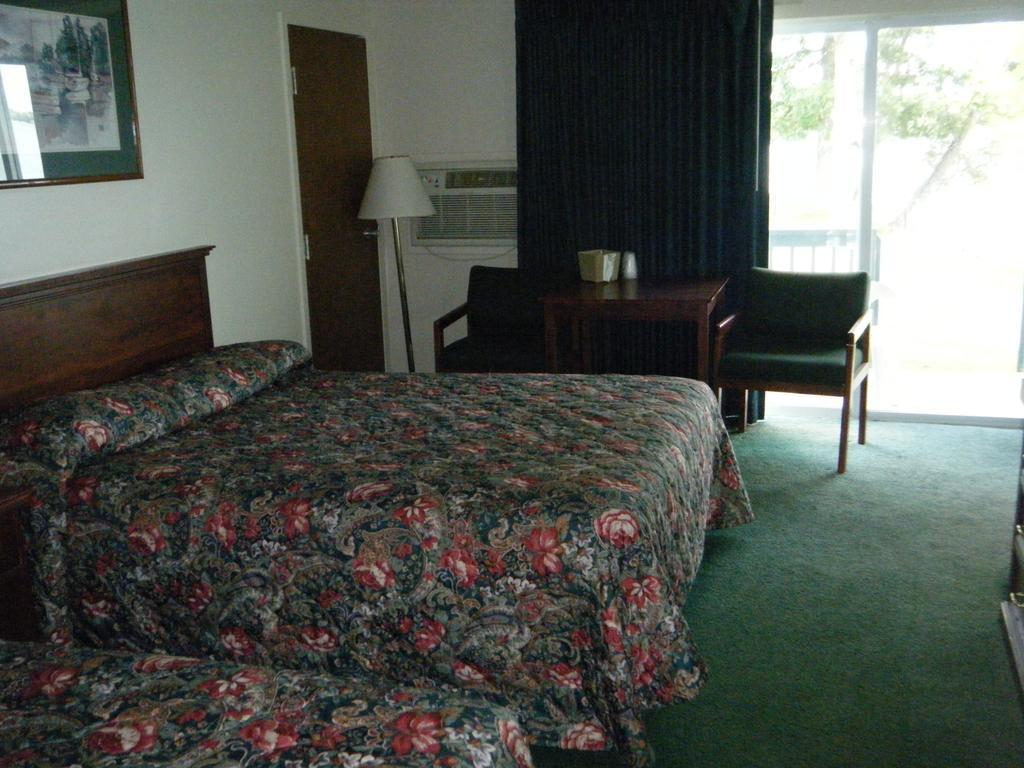 Cadillac Sands Resort Rum bild